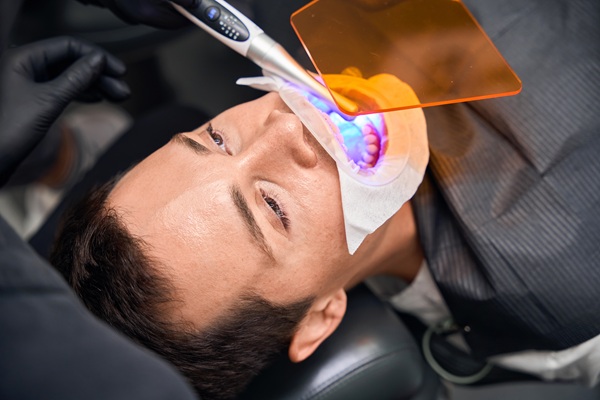 Ways A Laser Dentist Can Improve Your Dental Experience